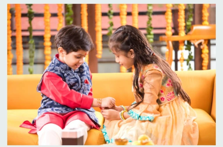 Raksha Bandhan 2025: 9 अगस्त को मनाया जाएगा भाई-बहन के प्रेम का त्योहार, जानिए शुभ मुहूर्त और भद्रा काल की जानकारी
