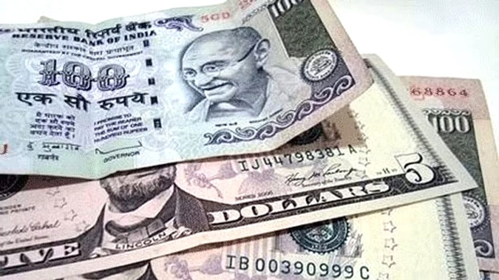 कारोबार में रुपया 83.73 प्रति डॉलर पर स्थिर रहा