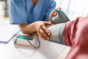 If blood pressure worsens, health is in danger, know the symptoms and prevention