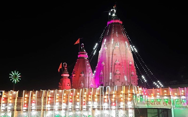 Mukut Mukharvind temple