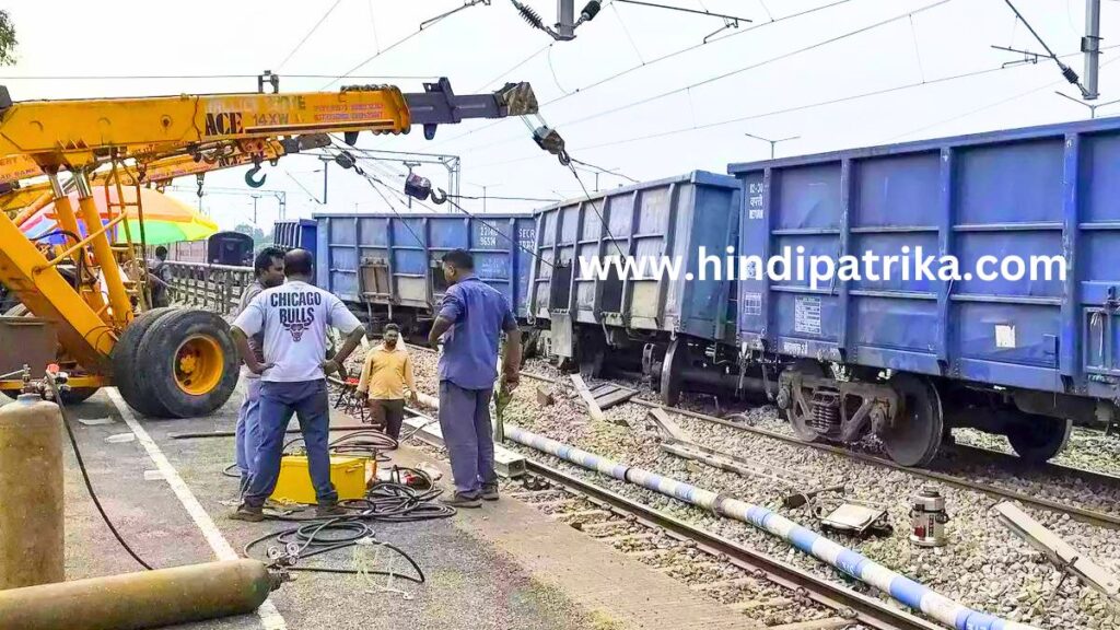 बोकारो में रेल दुर्घटना, मालगाड़ी के दो डिब्बे पटरी से उतरे