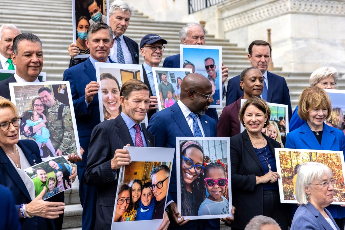 U.S. Senate IVF Bill Fails After Republicans Block It, Despite Trump’s Support